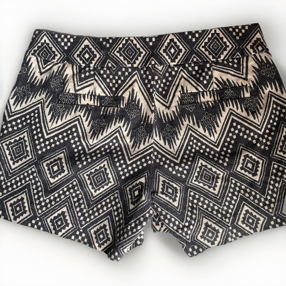 J Crew Shorts (Size 4) 100% Cotton Aztec/Diamond Design NWOT - Picture 2 of 8